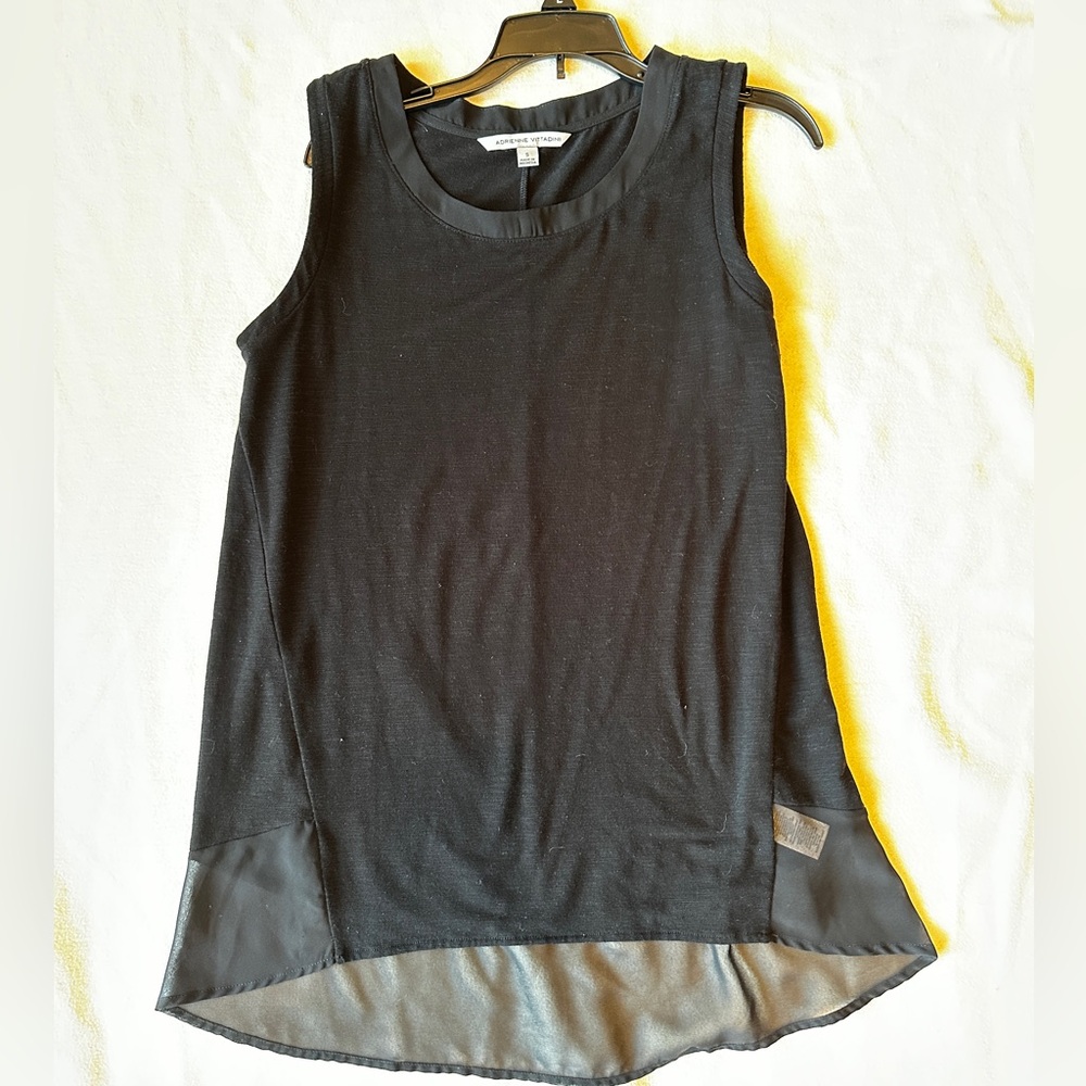 Adrienne Vittadini Sleeveless Hi-Low Top S | Black Jersey Chiffon Trim Blouse